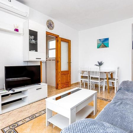 Сomfortable Apartament Caballero De Rodas Torrevieja Exterior photo