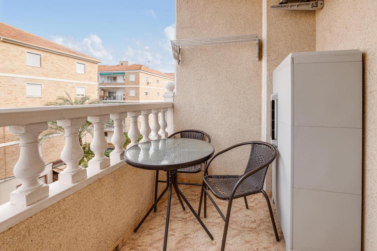 Сomfortable Apartament Caballero De Rodas Torrevieja Exterior photo